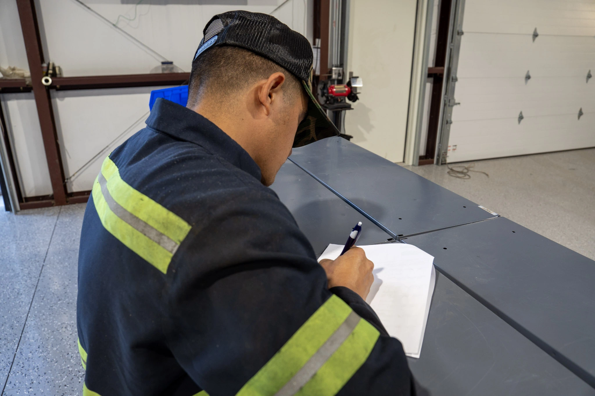 Specialized hydraulic system troubleshooting and testing