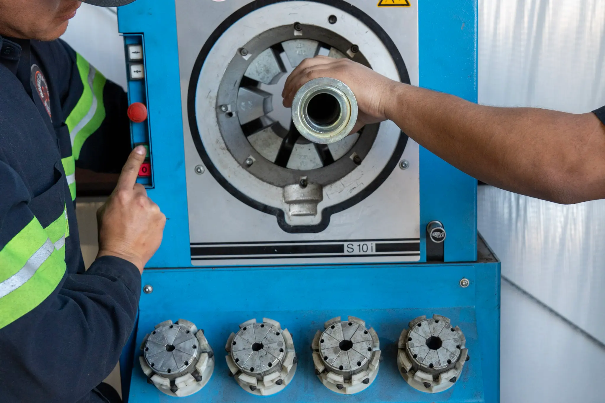 Emergency On-Site Hydraulic Hose Replacement